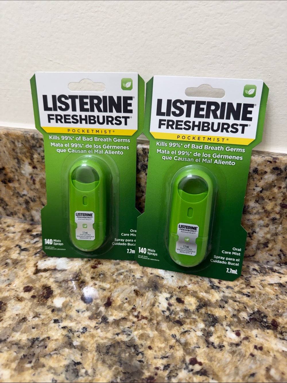 NWT Listerine Freshburst Pocketmist Oral Care Spray - 140 mist each